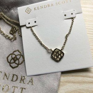 NWT Kendra Scott logo gold necklace
